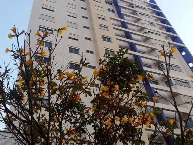 #198 - Apartamento para Venda em Cascavel - PR