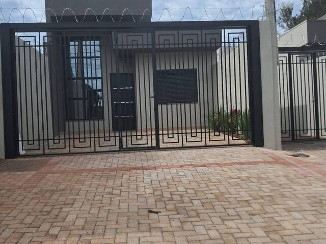 #430 - Casa para Venda em Cascavel - PR