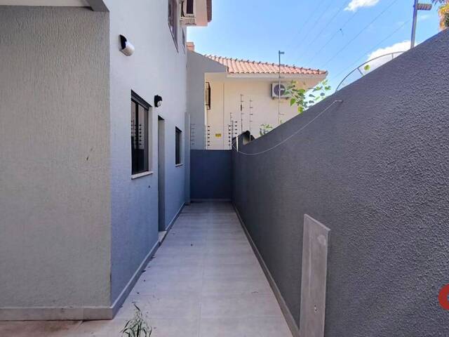 Sobrado para Venda em Cascavel - 5