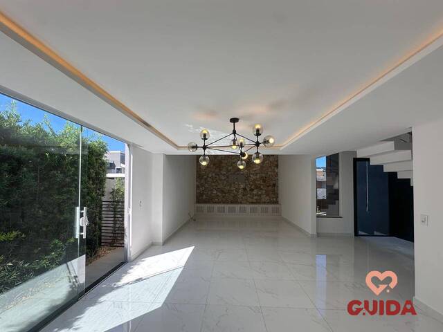 Sobrado para Venda em Cascavel - 2