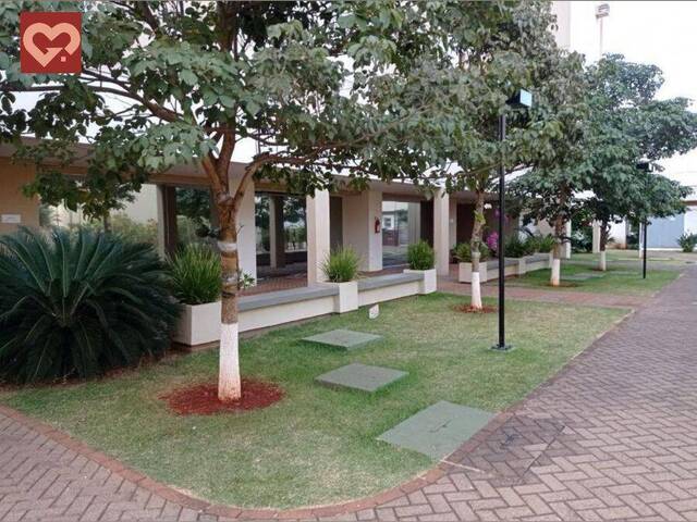 Apartamento para Venda em Londrina - 3